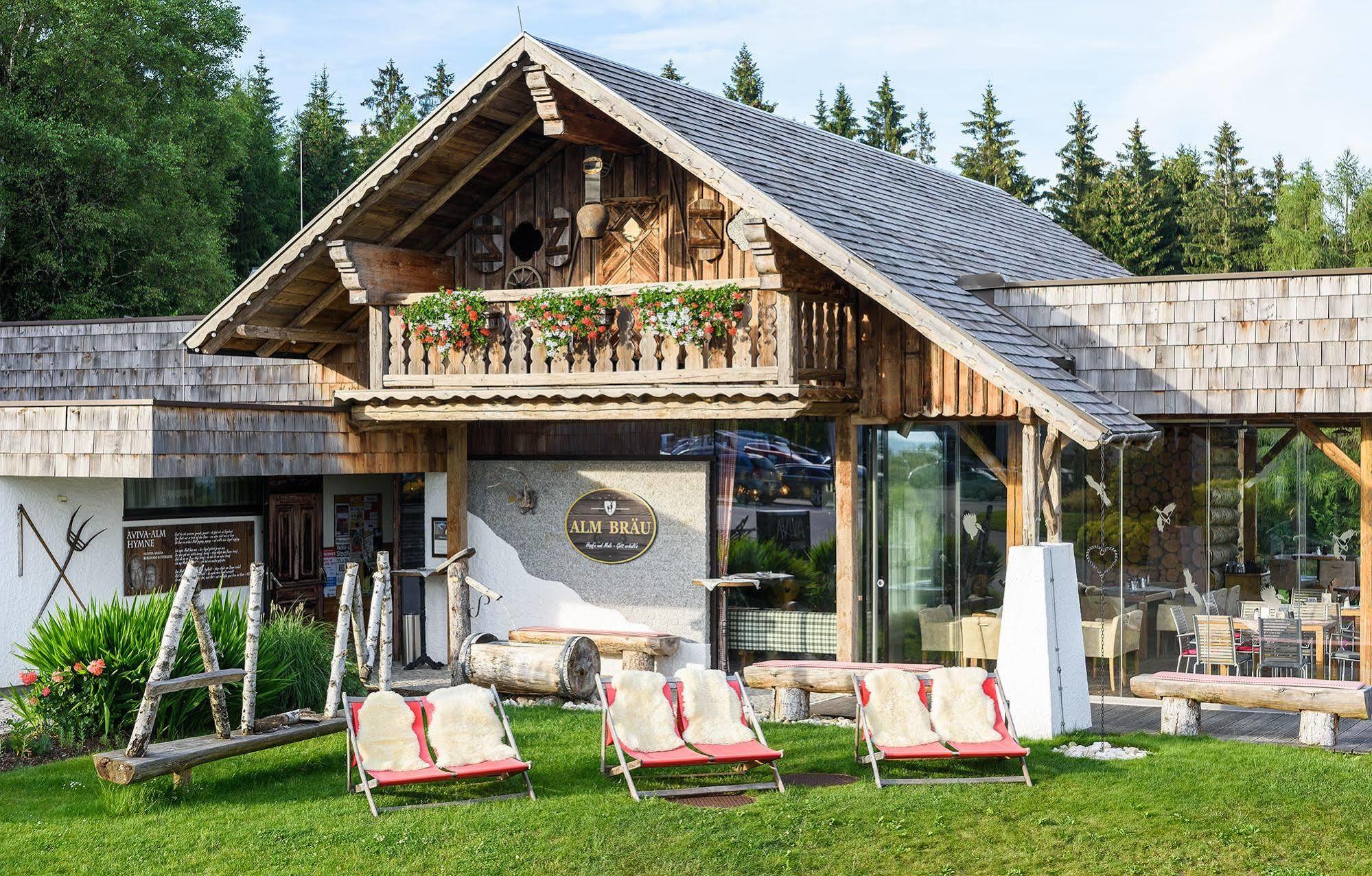 Aviva Superior Make Friends Hotel Sankt Stefan Buitenkant foto
